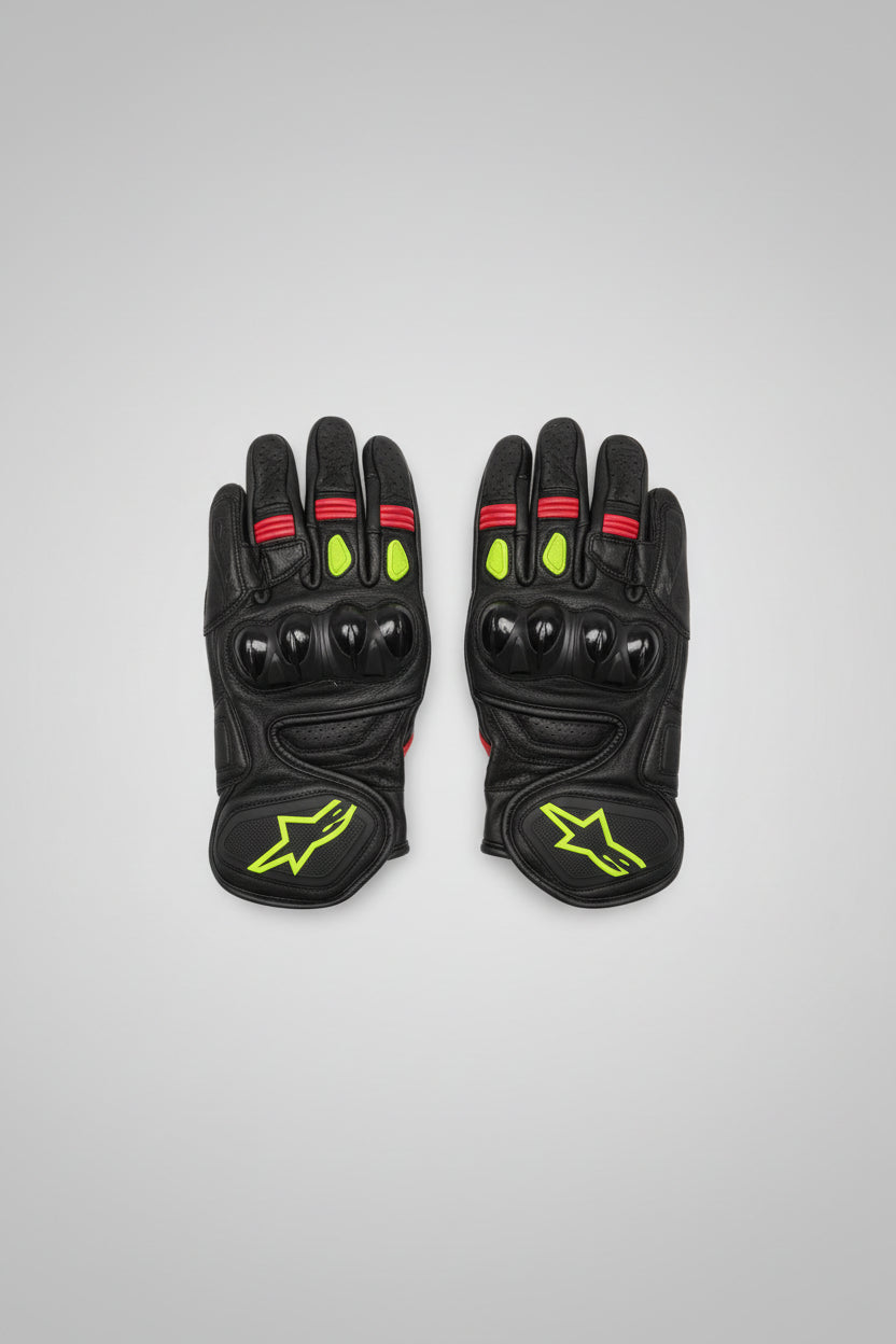 Par de guantes Alpinestars negros con protección en nudillos