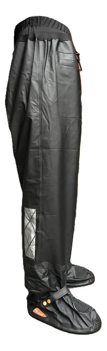 Pantalón impermeable enterizo con zapatón de suela integrado