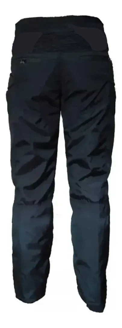 Pantalón deportivo para moto visto por la espalda